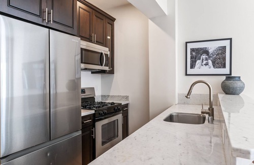 Chinatown Apartamento | Furnished Modern Rental Nob Hill FiDi: Studio/1BA Unit 7
