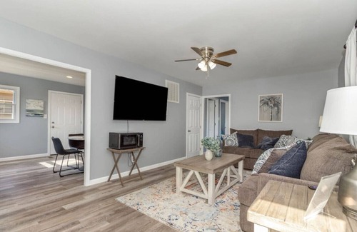 Middletown Casa | Furnished Ranch Home with FREE washer and dryer
