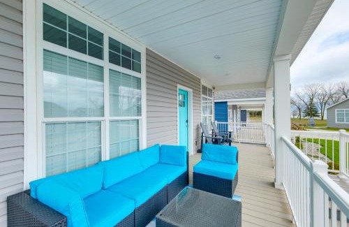 Marblehead Casa | Furnished Screened Porch Baypoint Resort Home!