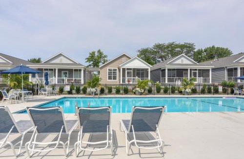 Marblehead Casa | Furnished Screened Porch Baypoint Resort Home!