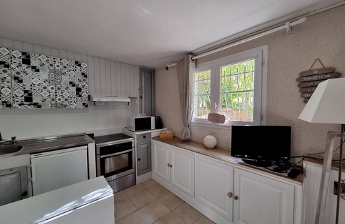 Lagord Apartamento | Furnished studio renovated in 2024, close to amenities and ile de ré by bike path