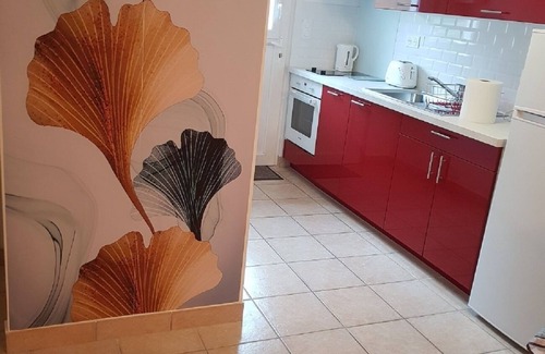 Saint-Evarzec Apartamento | Furnished T3 vacation apartment * in St Evarzec - South Finistère Brittany.