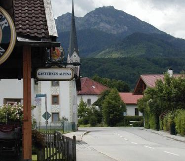 Bergen Casa | Gästehaus Alpin - inkl. Chiemgau-Karte
