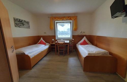 Kamp Lintfort Casa | Gästehaus Ermen