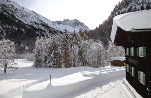 Mittelberg Apartamento | Gästehaus Scherrer