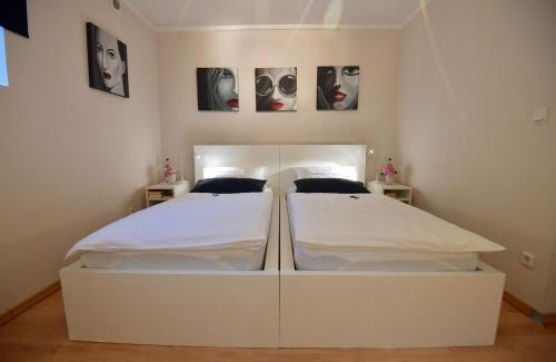 Saarlouis Apartamento | Gästehaus Scholly