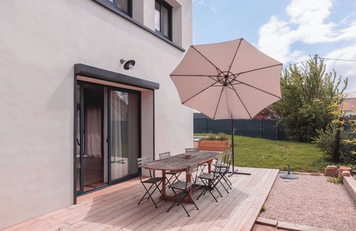 Saint-Etienne-sur-Chalaronne Casa | Gîte les Passages - 14 people - private pool