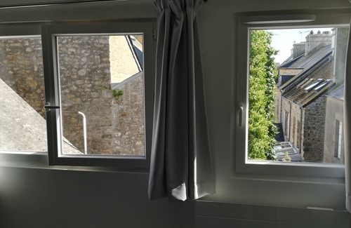 Saint-Vaast-la-Hougue Casa | Gîte "À bon Port". Agréable Petite Maison au Coeur du Port de St Vaast la Hougue