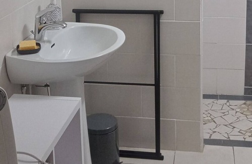 Eysus Casa | Casa rural Corine con vistas a la montaña y terraza privada