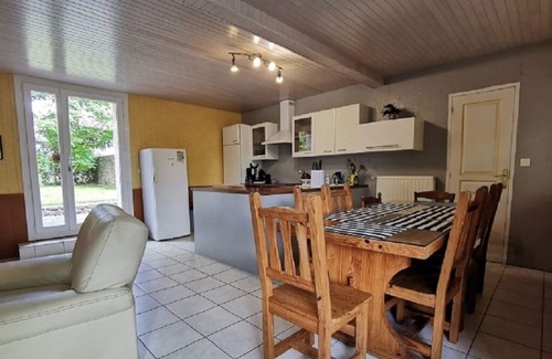 Plogonnec Casa | Gîte à Lopéau 8 personnes avec piscine/spa, proche mer, activités touristiques