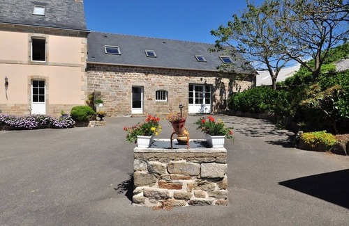 Plogonnec Casa | Gîte à Lopéau 8 personnes avec piscine/spa, proche mer, activités touristiques