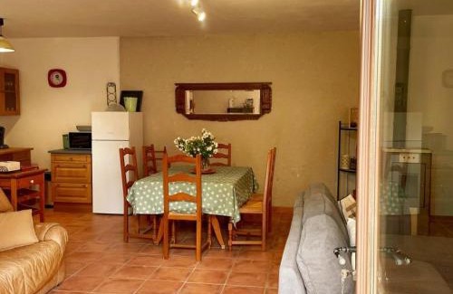 Oisly Casa | Gîte à Oisly près des Châteaux de la Loire avec Parking et Animaux Bienvenus - FR-1-491-469