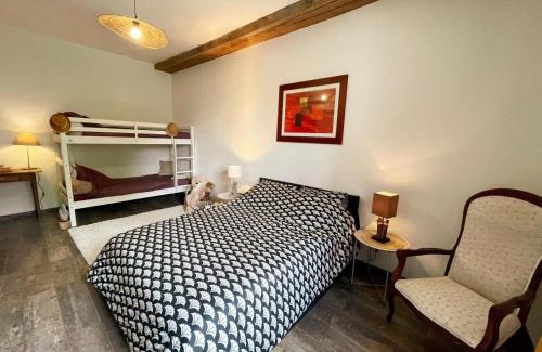 Oisly Casa | Gîte à Oisly près des Châteaux de la Loire avec Parking et Animaux Bienvenus - FR-1-491-469