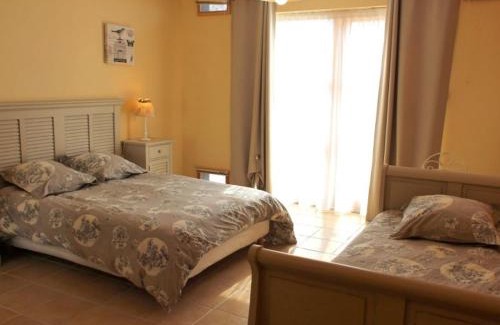 Mesples Casa | Gîte Éco Responsable en Allier avec Wifi - FR-1-489-484