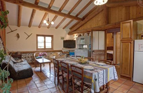 Chalmazel-Jeansagniere Casa | Gîte Écologique à 10 min des Pistes avec Wi-Fi et Environnement Calme - FR-1-496-98