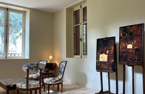 Ainay-le-Vieil Casa | Gîte élégant avec jardin privé, climatisation et parking à Ainay-le-Vieil - FR-1-586-7