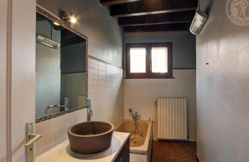 Les Salles Casa | Gîte 3 épis pour 4 pers, terrasse sud, animaux acceptés - FR-1-496-161