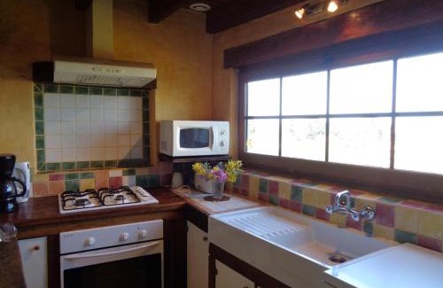 Saint-Haon-le-Chatel Casa | Gîte 3 chambres avec terrain clos et jeux pour enfants - FR-1-496-21