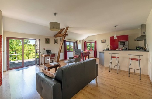Ajat Apartamento | Gîte “Adèle” – A Cosy & Scenic Hideaway for 1 or 2 Adults