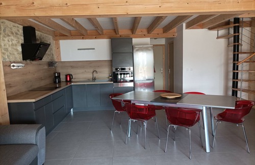 La Begude-de-Mazenc Casa | Gîte Aménagé Pour Passer D'agréables Moments en Famille ou Entre Amis