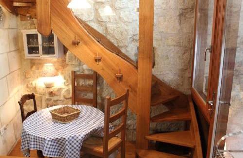 Loches Casa | Gîte atypique à Loches, animaux acceptés, Internet en ville - FR-1-381-162