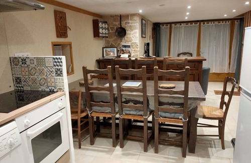 Montillot Casa | Gîte au Bois des Riots Tameron MONTILLOT YONNE 89 BOURGOGNE near Vézelay