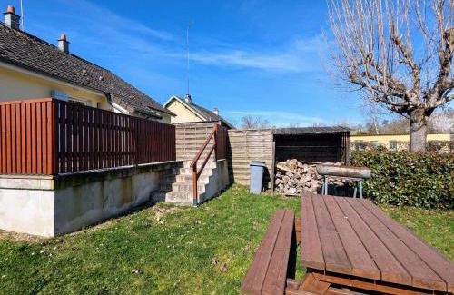 Ceaulmont Casa | Gîte au Bord de la Creuse avec Jardin Privé - FR-1-591-735
