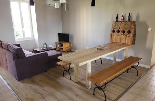 Castelnau-d'Estretefonds Casa | Gîte au cœur du château Flotis