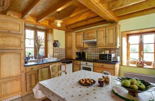 Perigneux Casa | Gîte authentique à Périgneux avec animaux acceptés et jardin - FR-1-496-5