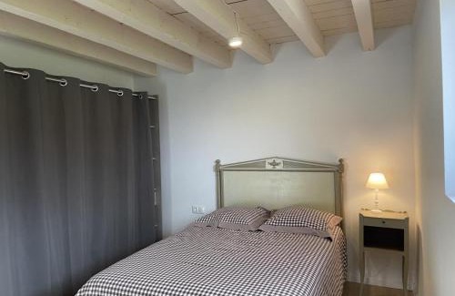 Chapeau Casa | Gîte authentique bourbonnais avec jardin, proche Le Pal - FR-1-489-601