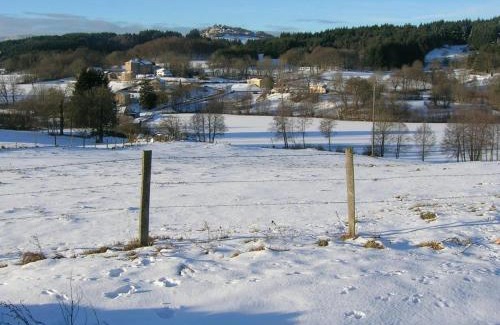 Les Salles Casa | Gîte avec cheminée, jardin et wifi aux Salles - FR-1-496-61