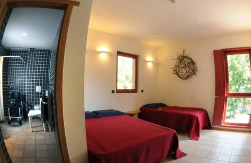 Bar-sur-Seine Casa | Gîte Bar-sur-Seine, 7 pièces, 26 personnes - FR-1-543-134