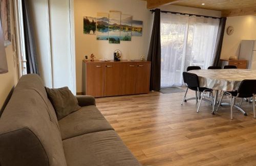 Saint-Leger-les-Melezes Apartamento | Gîte Belle Vue 2