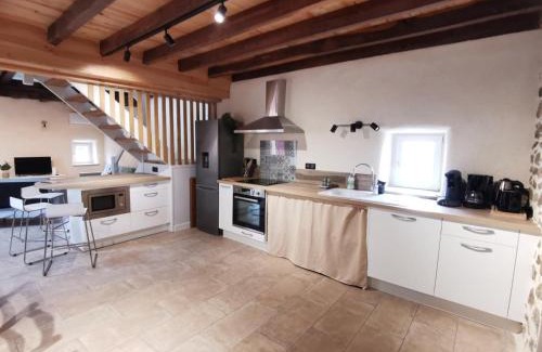Bourbon-l'Archambault Casa | Gîte bucolique à Bourbon-l'Archambault avec animaux admis - FR-1-489-535