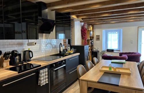 Saint-Nicolas-des-Biefs Casa | Gîte calme à la montagne avec animaux admis et Wi-Fi - FR-1-489-553