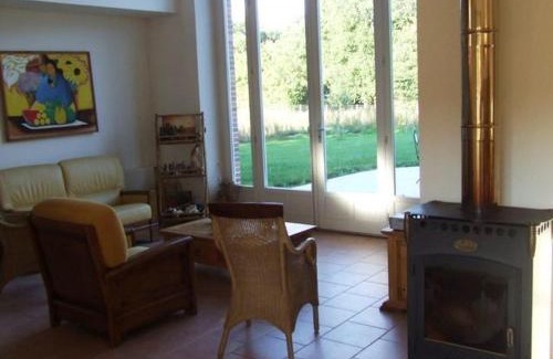 Ouzouer-sur-Trezee Casa | Gîte calme en forêt, proche Gien, 3 chambres et 2 salles d'eau - FR-1-590-555