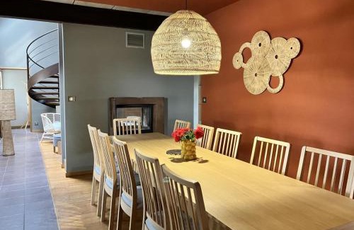 Montbeugny Casa | Gîte Cerf Ailé à Montbeugny, 14 pers, Animaux admis, Wifi - FR-1-489-593