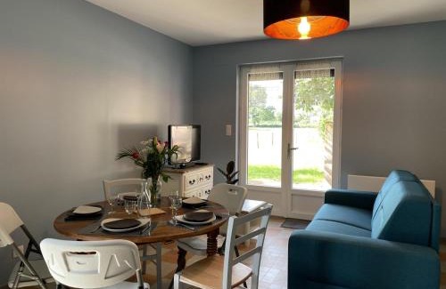 Pierrefitte-sur-Loire Casa | Gîte Champêtre Rénové à Pierrefitte-sur-Loire - FR-1-489-347