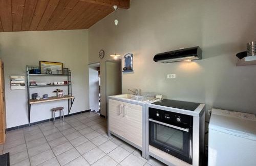 Louchy-Montfand Casa | Gîte charmant avec piscine partagée et jardin, près du vignoble - FR-1-489-545