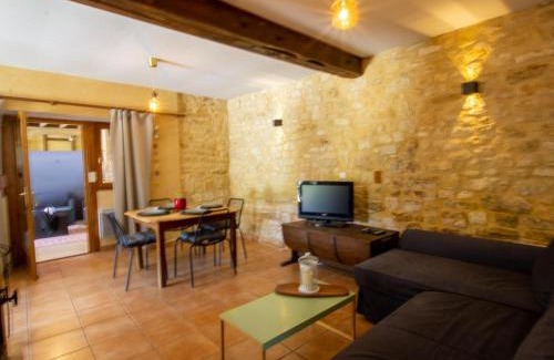 Daglan Casa | Gîte cosy avec cheminée et terrasse couverte au cœur du Périgord Noir - FR-1-616-275