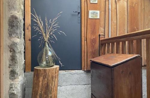 Saint-Regis-du-Coin Casa | Gîte cosy avec poêle à bois et vue sur campagne, 2 chambres, 4 personnes, idéal pour nature - FR-1-496-268