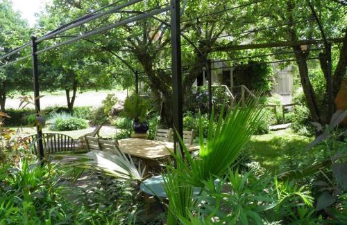 Herisson Casa | Gîte cosy en bord de rivière avec jardin, proche village médiéval, idéal famille, animaux acceptés - FR-1-489-247