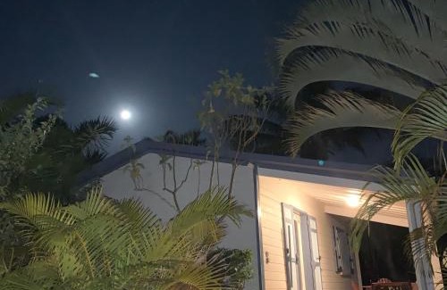 Grande Anse Casa | Gîte Créoline 4* avec piscine, clim et parking proche plage - FR-1-786-32