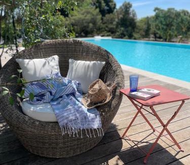 Cazevieille Casa | Gîte d'exception 4 étoiles "Le Lodge du Pic St Loup"