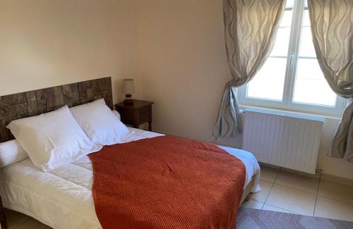 Mazirat Casa | Gîte de Charme à la Campagne avec Terrasse et Wi-Fi - FR-1-489-385