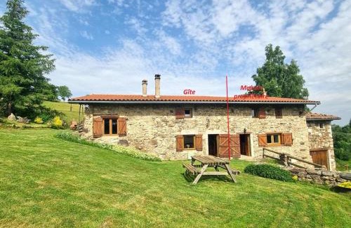 Doizieux Casa | Gîte de charme au cœur du Pilat avec poêle à bois - FR-1-496-294