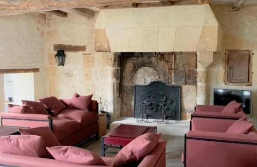 Benais Casa | Gîte de charme avec jardin au cœur des châteaux, WiFi, parking inclus - FR-1-381-543