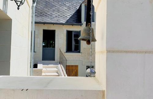 Benais Casa | Gîte de charme avec jardin au cœur des châteaux, WiFi, parking inclus - FR-1-381-543