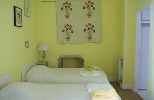 Le Brethon Casa | Gîte de Charme avec Piscine et Jardin en Forêt de Tronçais - FR-1-489-217