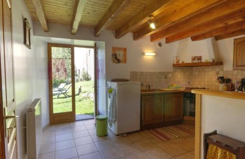 Burdignes Casa | Gîte de Charme avec Wifi et Cheminée en Pleine Campagne - FR-1-496-96